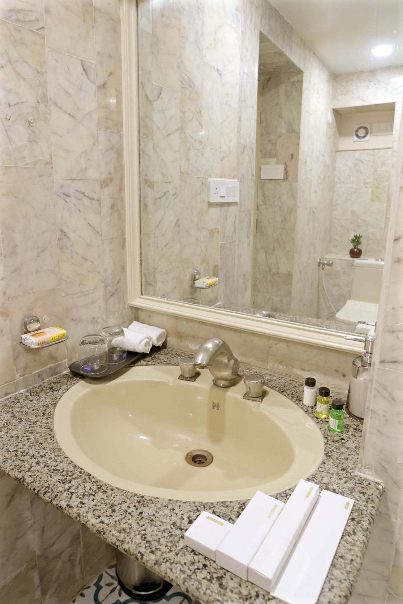 Prime Vista Bed & Breakfast Jaipur Exterior photo
